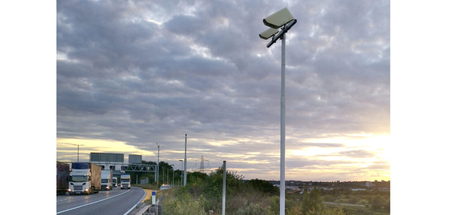 UK highways agency introduces roadside weather stations ...